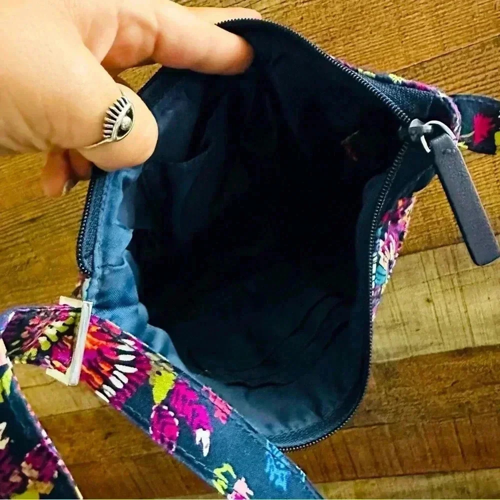 NWOT Vera Bradley Midnight Wildflowers Crossbody - Picture 6 of 8